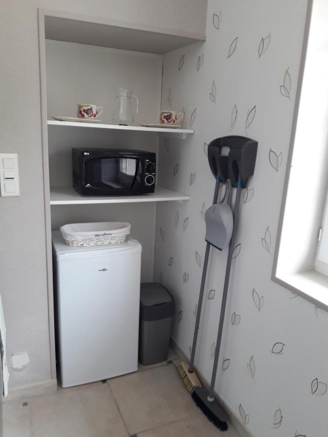 Logis De Lange Studio 2 P Saint-Hilaire-la-Palud Екстериор снимка