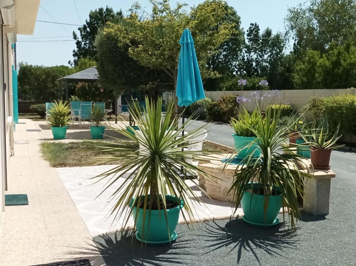 Logis De Lange Studio 2 P Saint-Hilaire-la-Palud Екстериор снимка